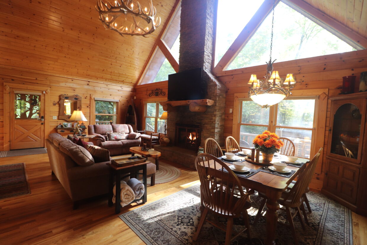 Living room in Scenic High Hopes Cabin rental overlooking Smoky Mountains