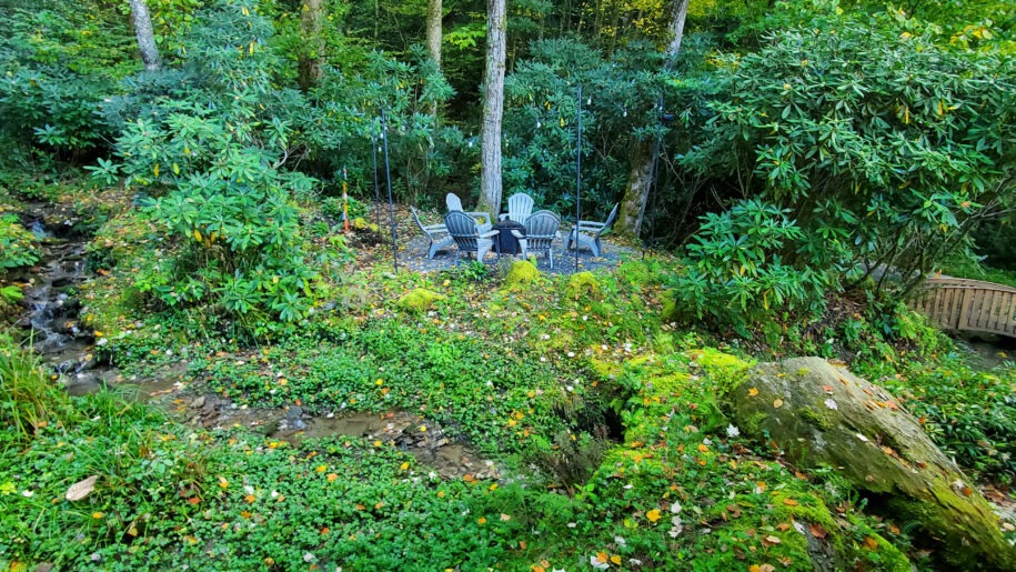 creekside cabin in the North Carolina mountains
